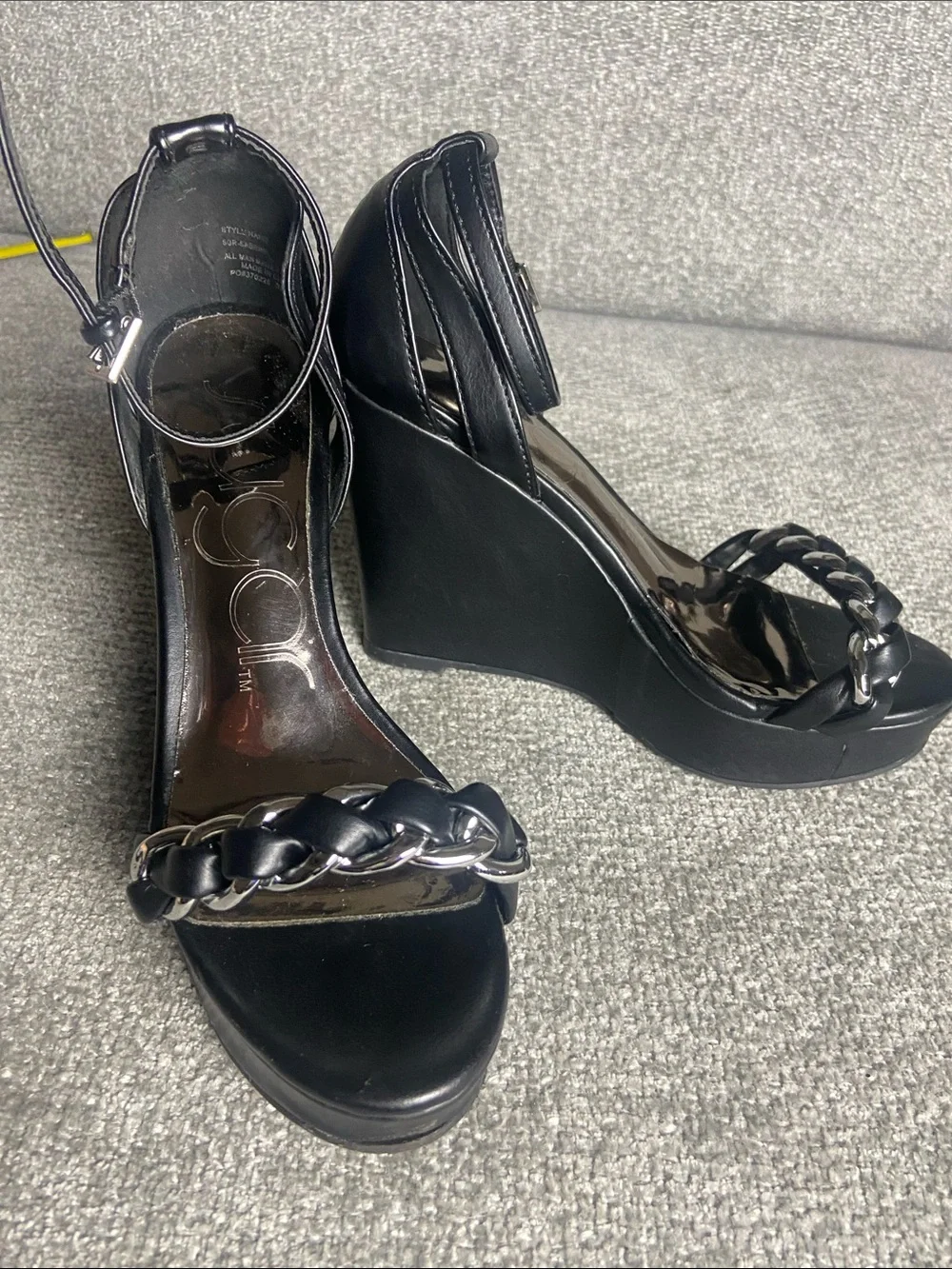 Sugar Women’s Black Wedge Sandals with Chain Accent size 6 M